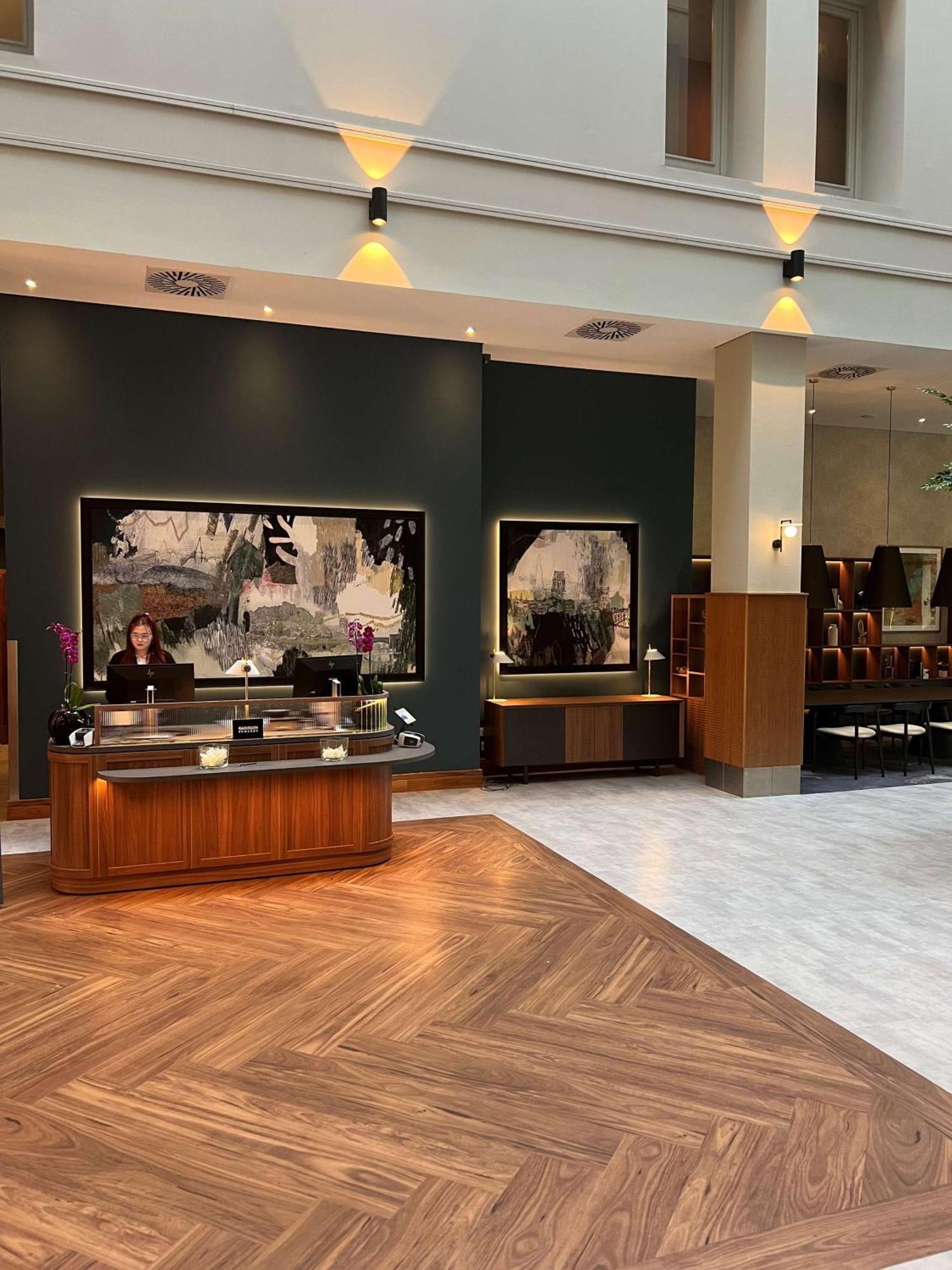 Radisson Blu Hotel, Hotel 4*