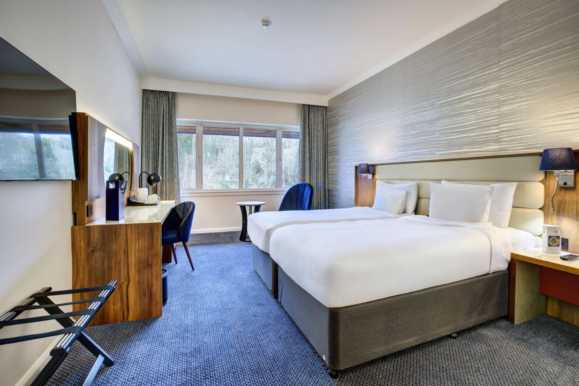 Отель Radisson Blu Hotel, 4*